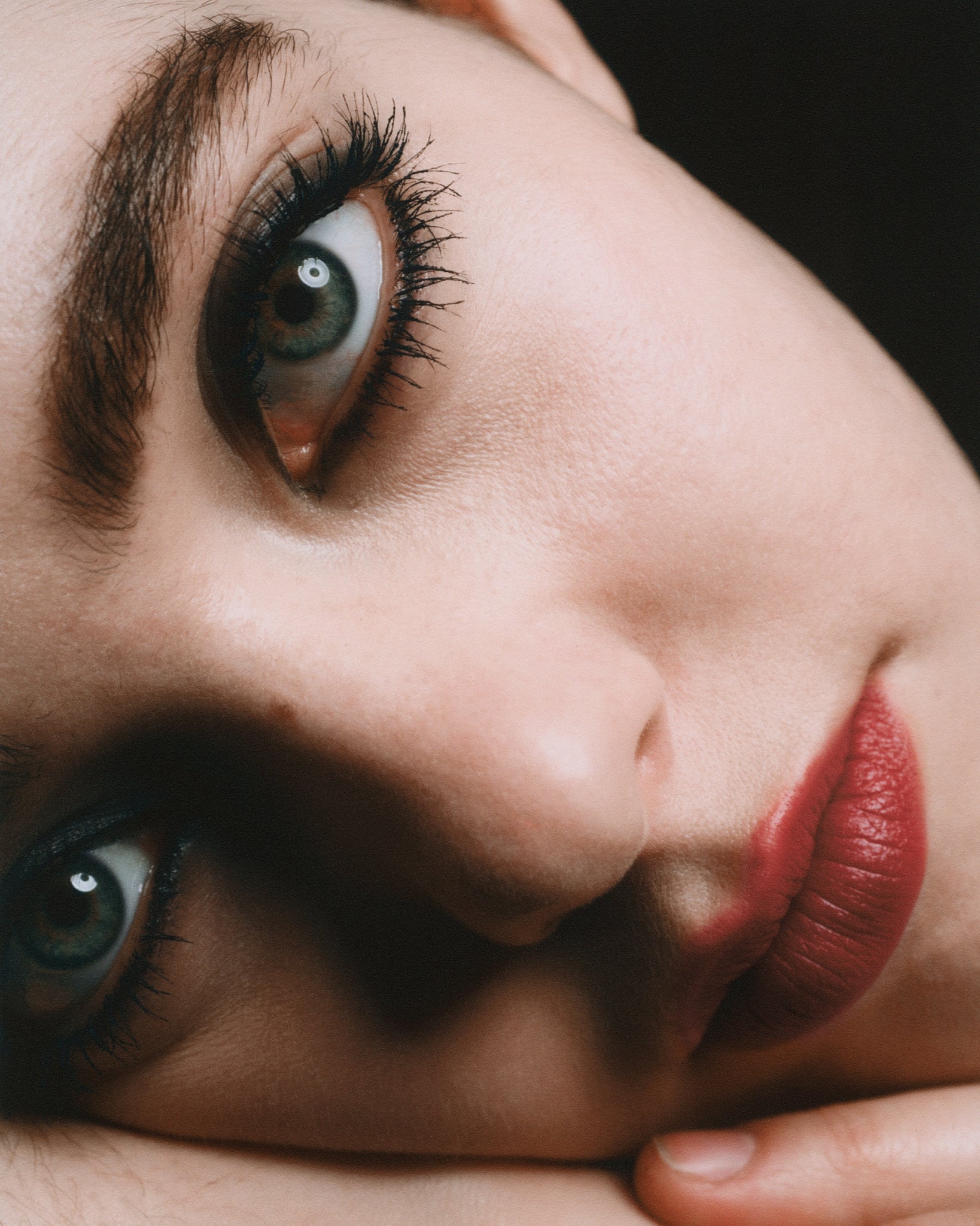 The Eye Pencil, Black