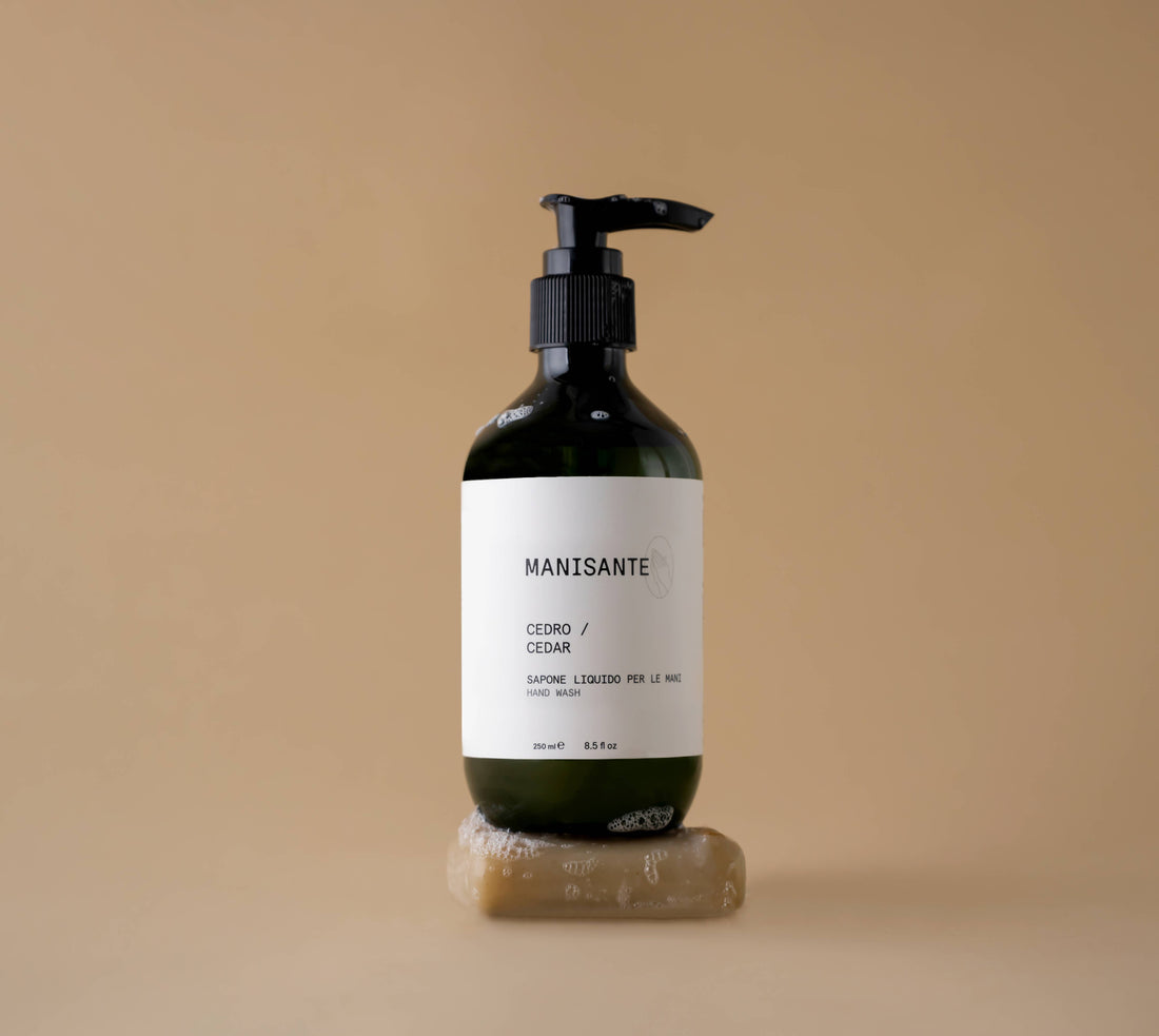 Cedar liquid hand soap