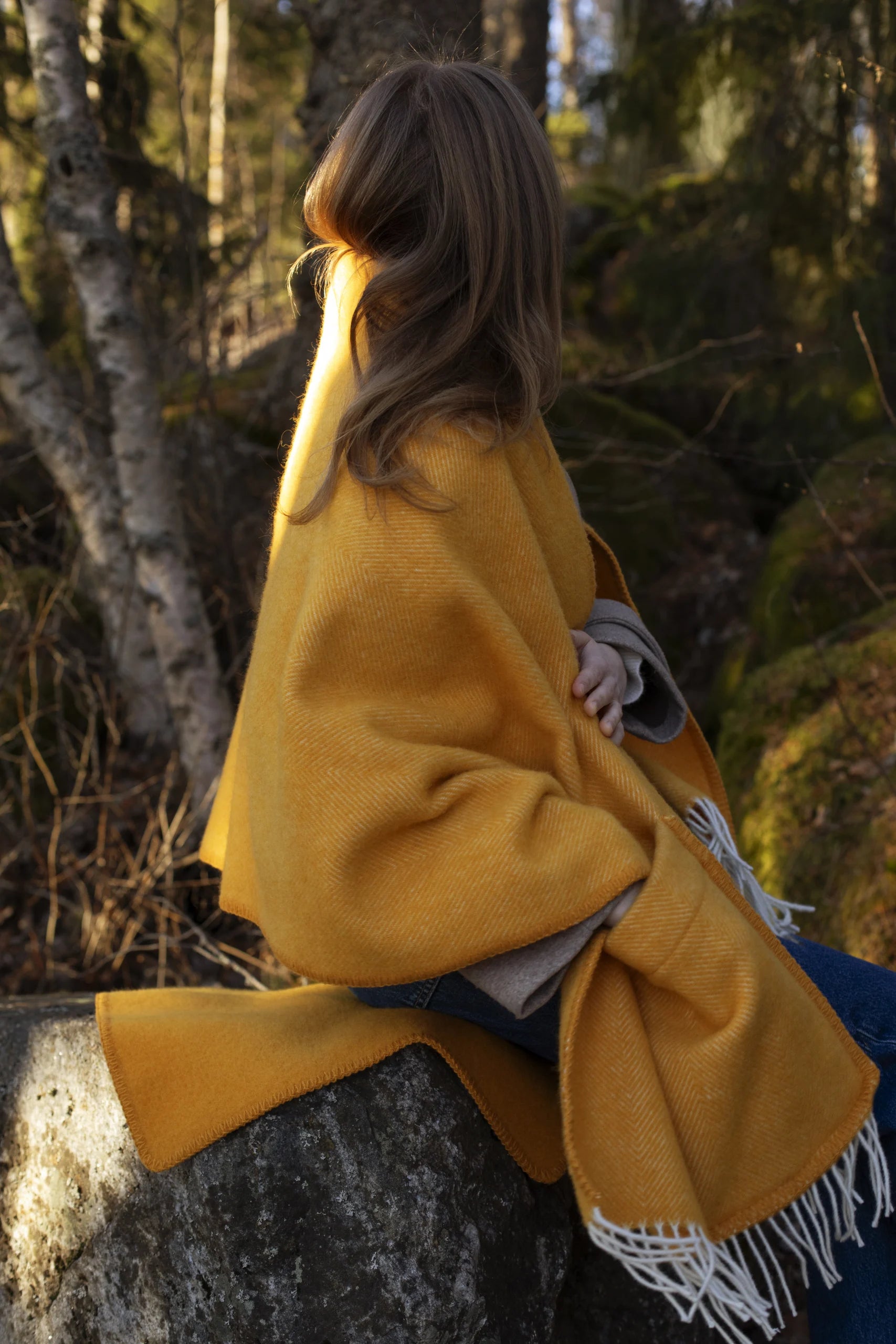 Arvo Pocket Scarf - White coffee dyed orange