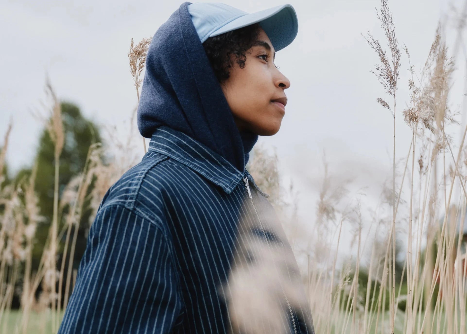 Natural wool scarf made in sustainable for woman and man