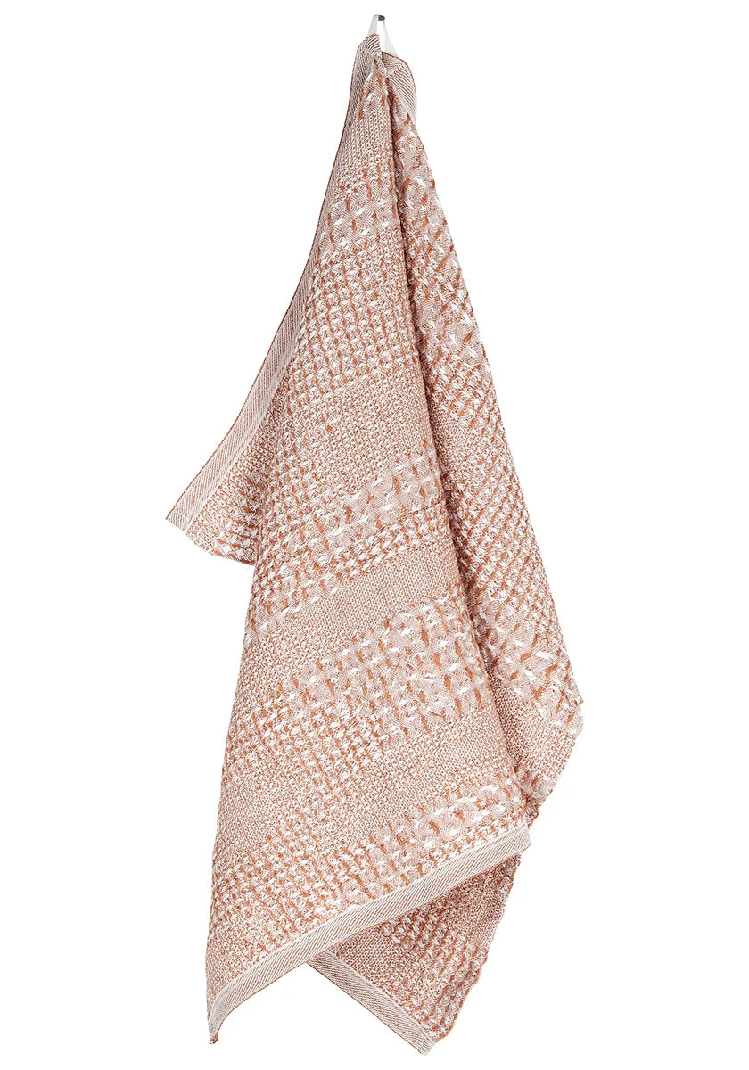Kuohu Linen Towel, 52x70cm - Cinnamon