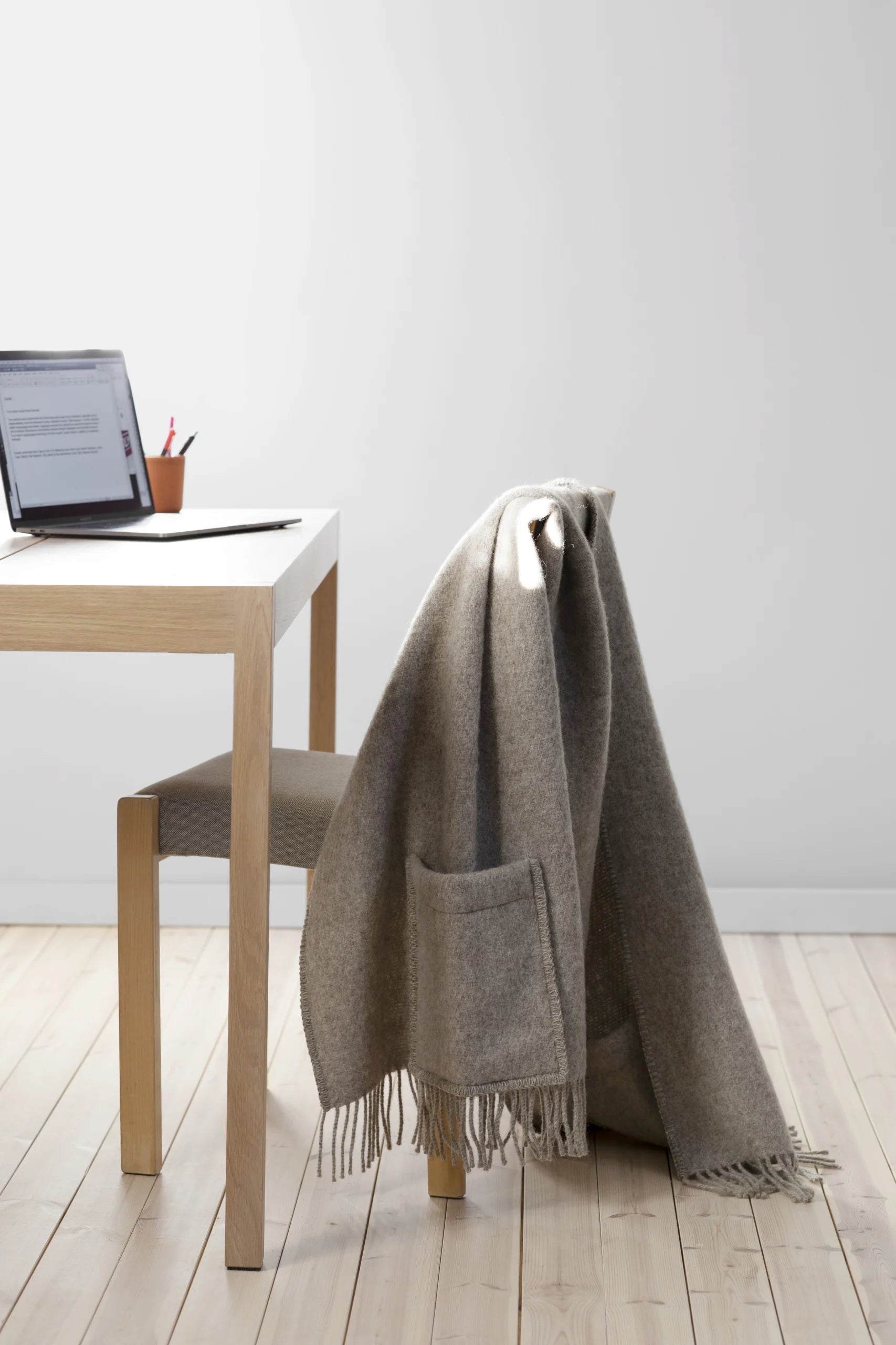 Uni Pocket Scarf, Melange Beige