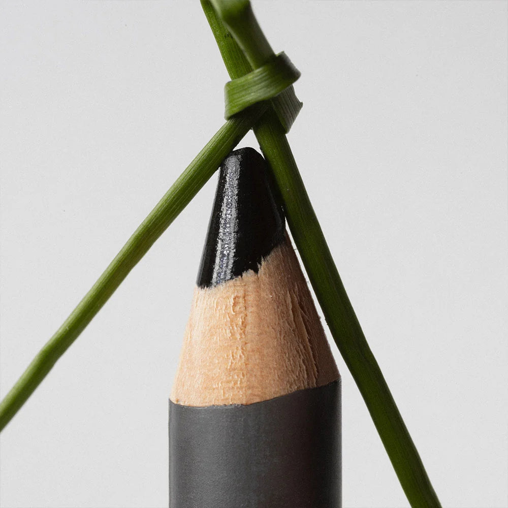 The Eye Pencil, Black