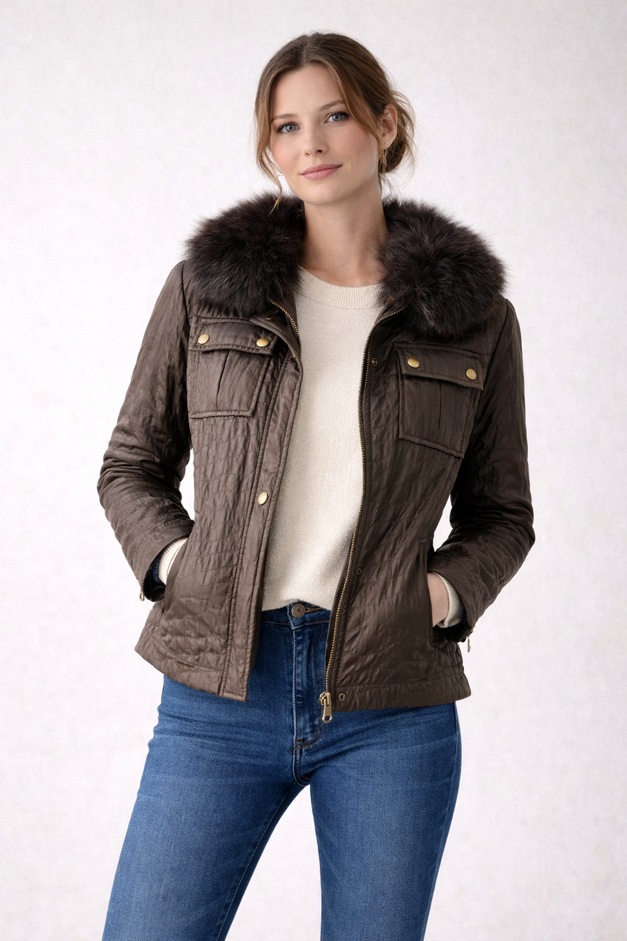 Leichte Winterjacke mit Pelzkragen
