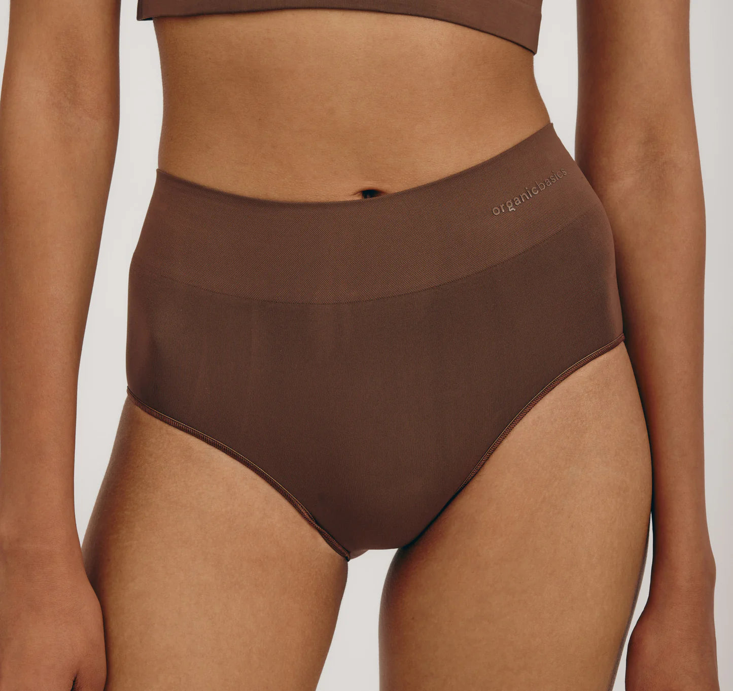 Smooth Hipster, Walnut