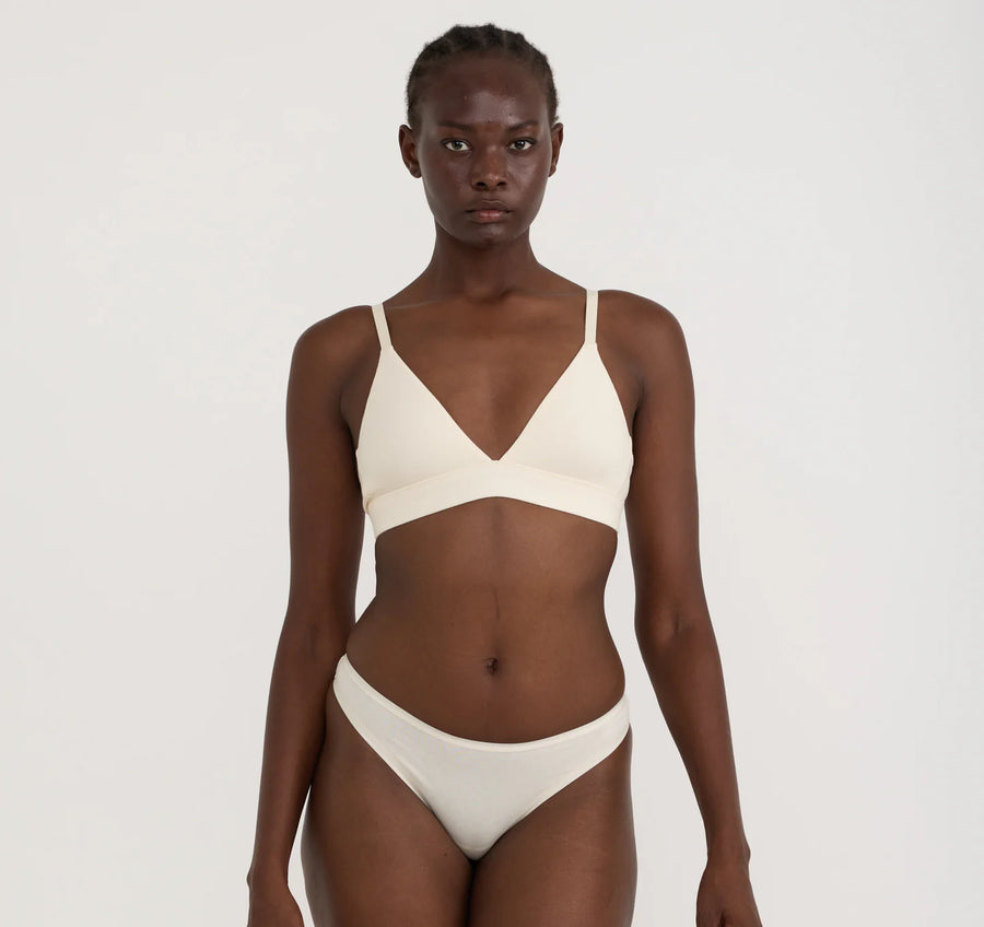 Core Triangle Bralette, Soft Vanilla