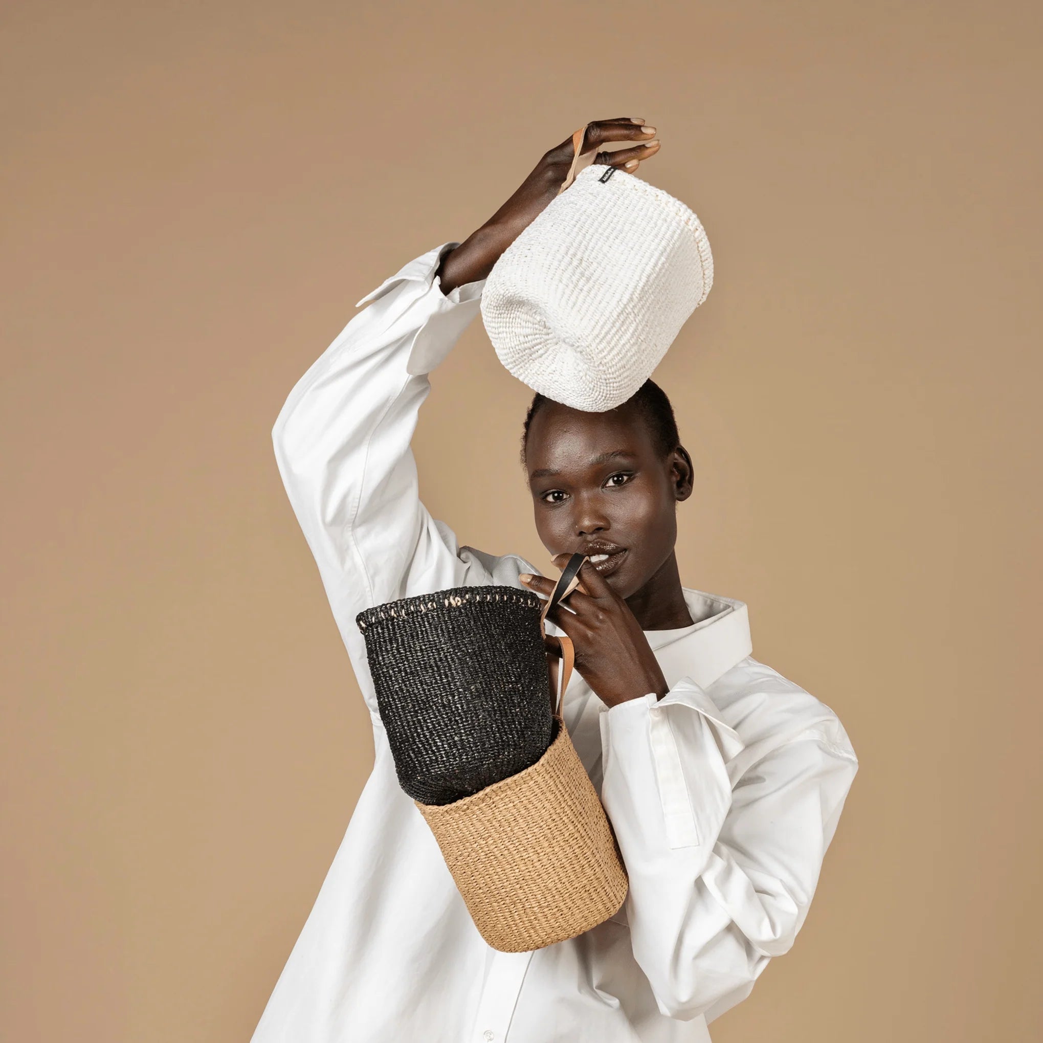 Kiondo Basket with Loop XS, White