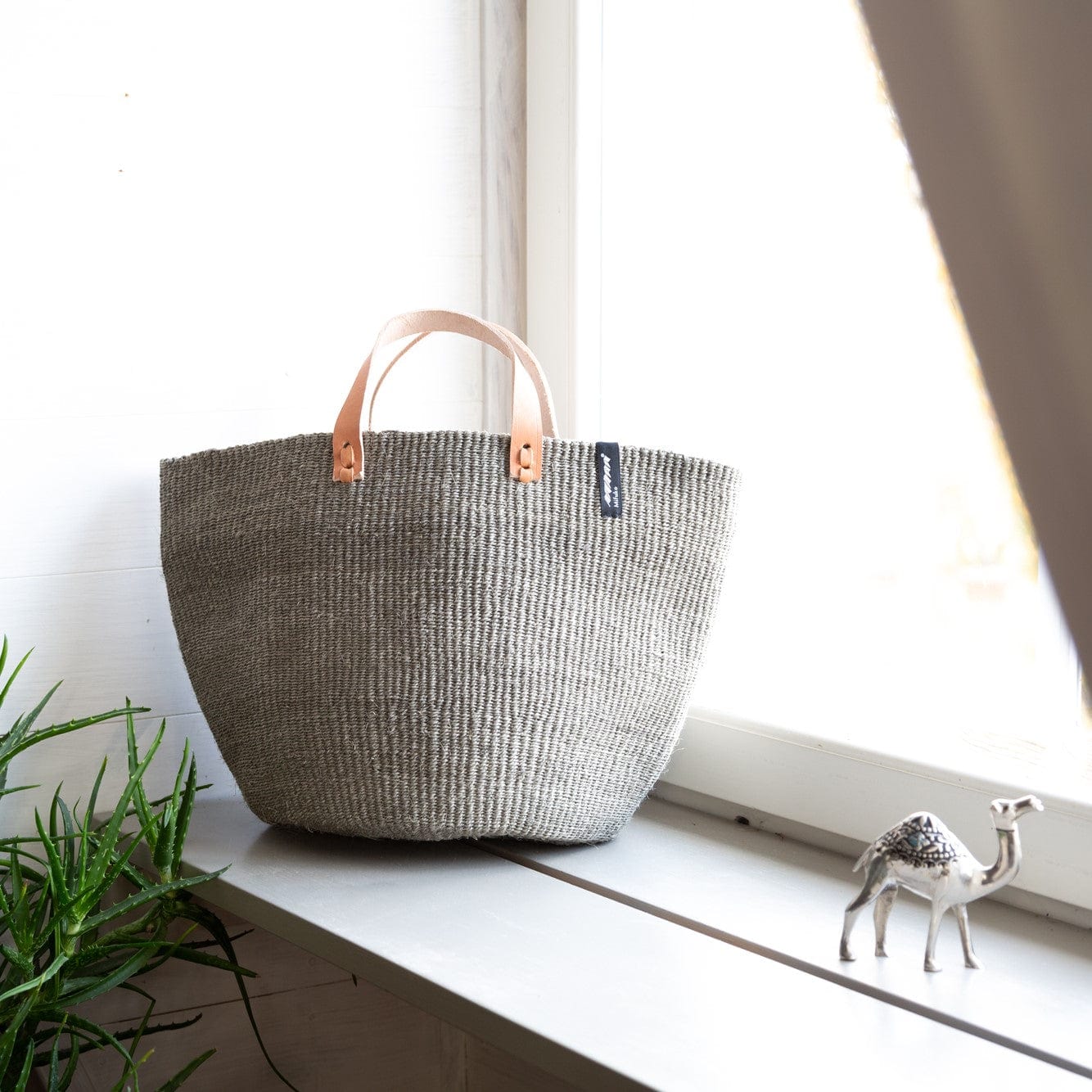 Kiondo Market Basket, Light Grey L