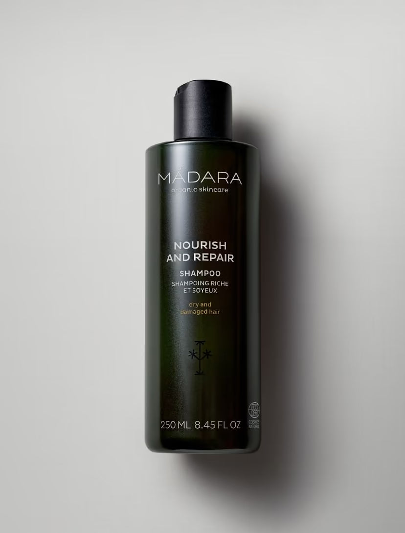 Nährendes und reparierendes Shampoo