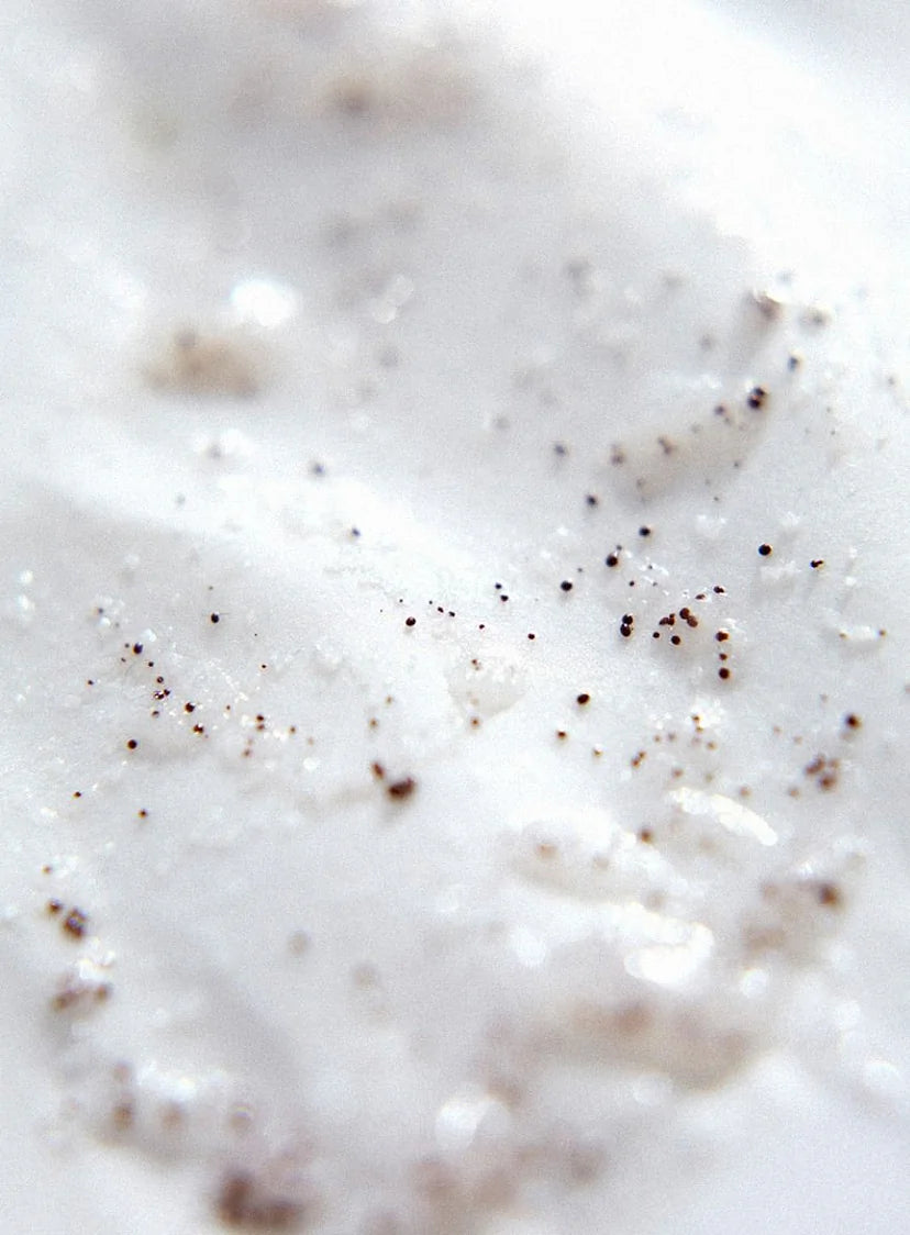 Exfoliating Oil-To-Milk Scrub Cleansing
