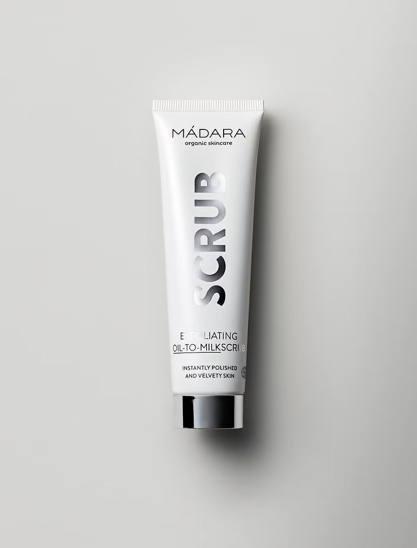 Exfoliating Oil-To-Milk Scrub Cleansing