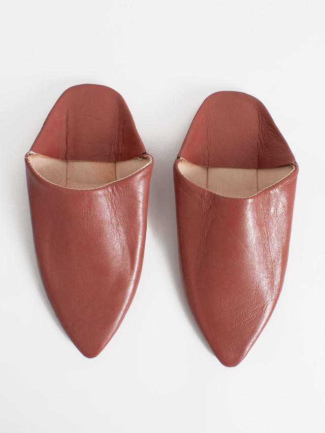 MOROCCAN CLASSIC POINTED BABOUCHE SLIPPERS, TERRACOTTA