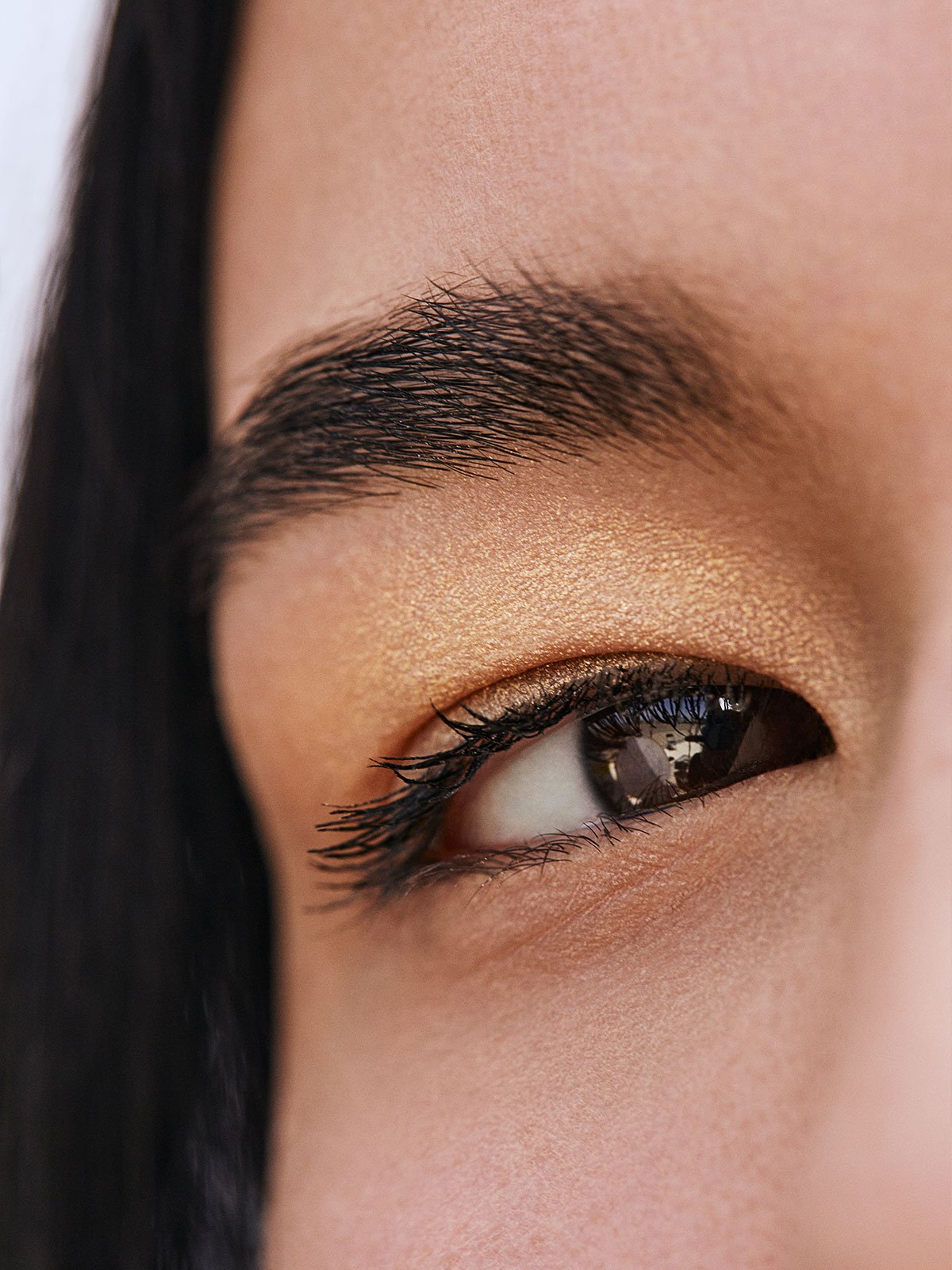 LIQUID POWDER CHROMATIC EYE TINT - Gleam